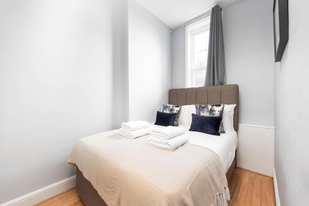Mayfair By Capital * Londres